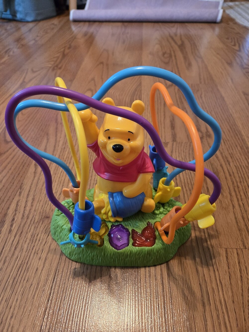 2000 Mattel Fisher Price Winnie the Pooh Slide N Spin Bees Bead Maze Tested Toy